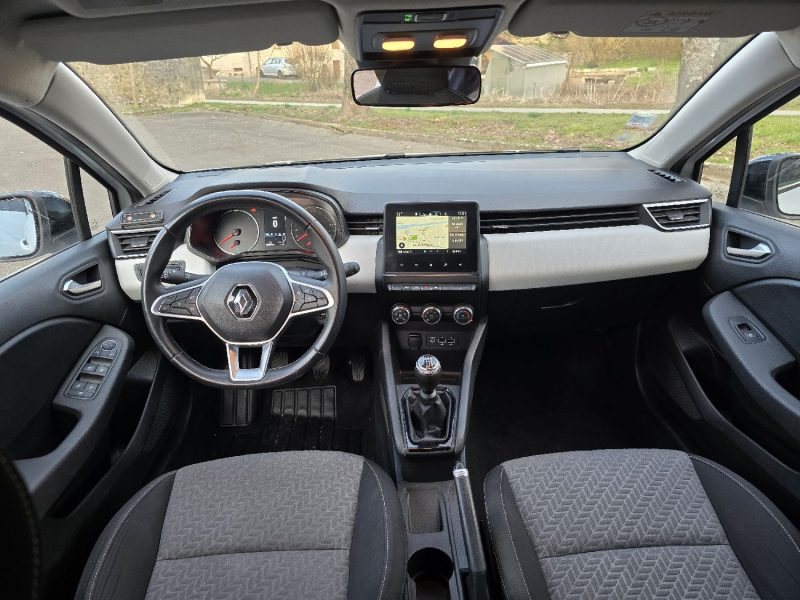 RENAULT CLIO 2023