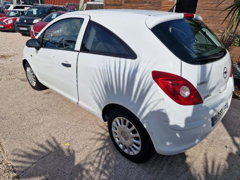 OPEL CORSA 2009