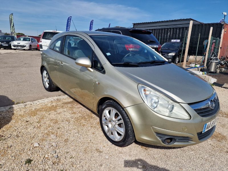 OPEL CORSA D 2009