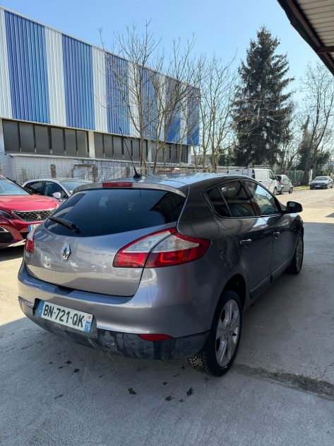 RENAULT MEGANE 2011