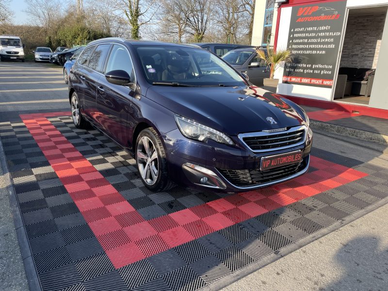 PEUGEOT 308 2015