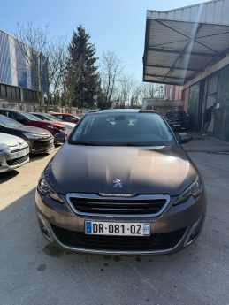 PEUGEOT 308 2015