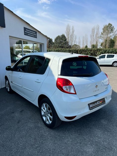 RENAULT CLIO 2012 1.5 Dci 88cv / Distribution Neuve / CT OK 