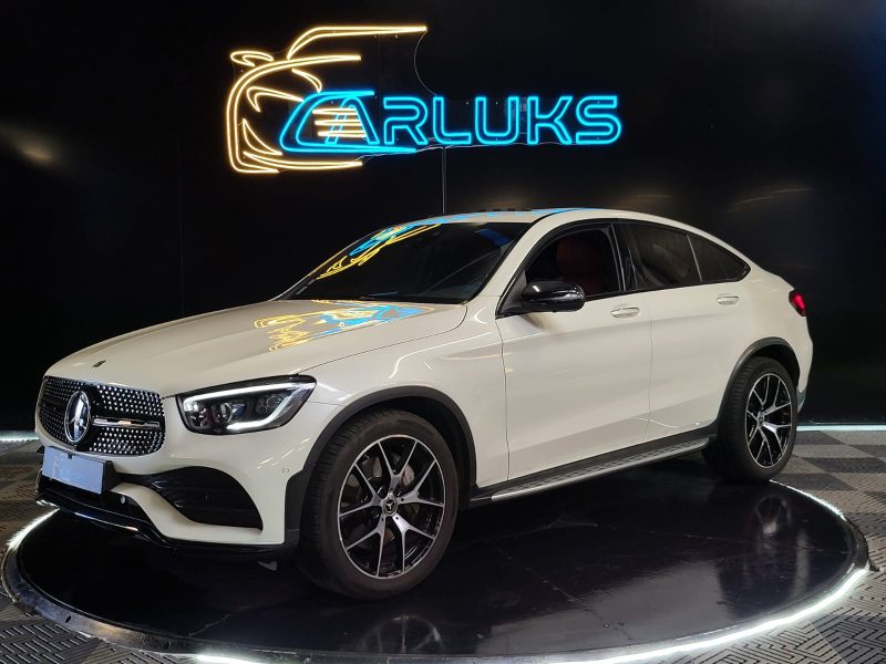 MERCEDES CLASSE GLC 300 d 4MATIC 245cv AMG LINE / SUIVI MERCEDES / SIEGES ELECTRIQUES / TOIT OUVRANT