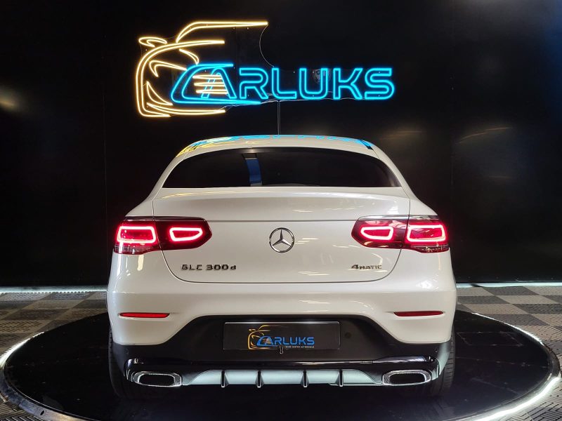 MERCEDES CLASSE GLC 300 d 4MATIC 245cv AMG LINE / SUIVI MERCEDES / SIEGES ELECTRIQUES / TOIT OUVRANT