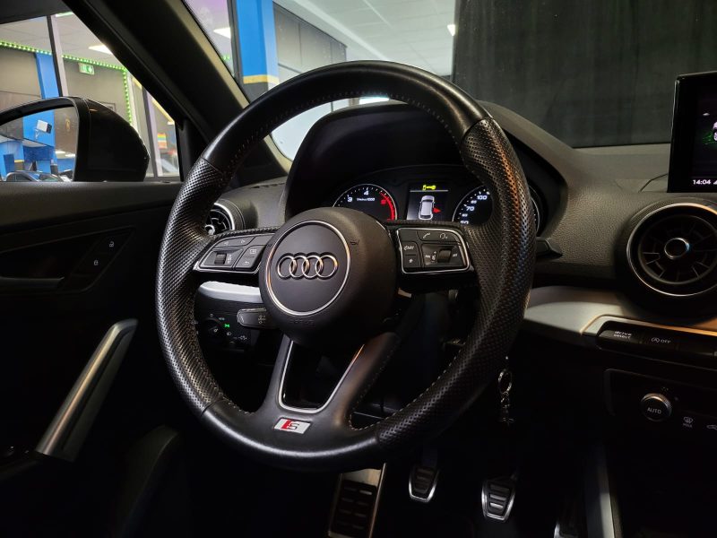 AUDI Q2 30 TDI 115cv S-LINE / SUIVI AUDI / 1ERE MAIN / CARPLAY / RADAR DE RECUL