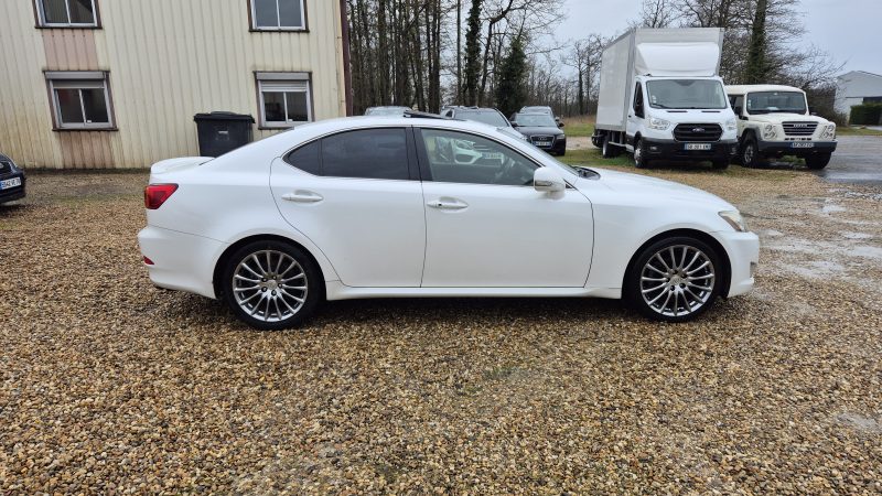 LEXUS IS220 2010