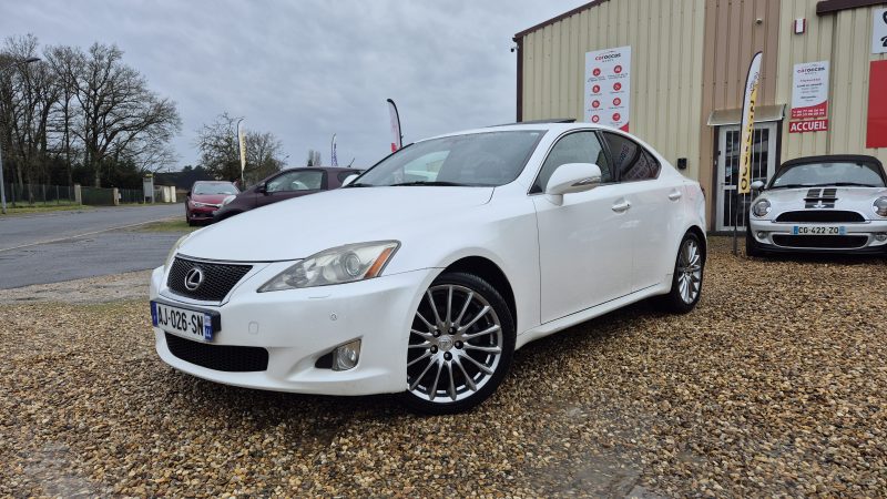 LEXUS IS220 2010