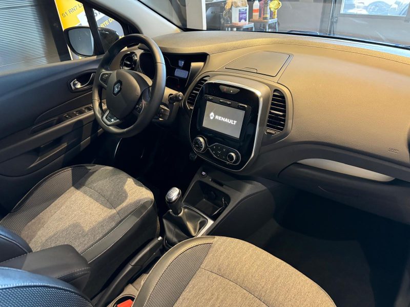 RENAULT CAPTUR 2019