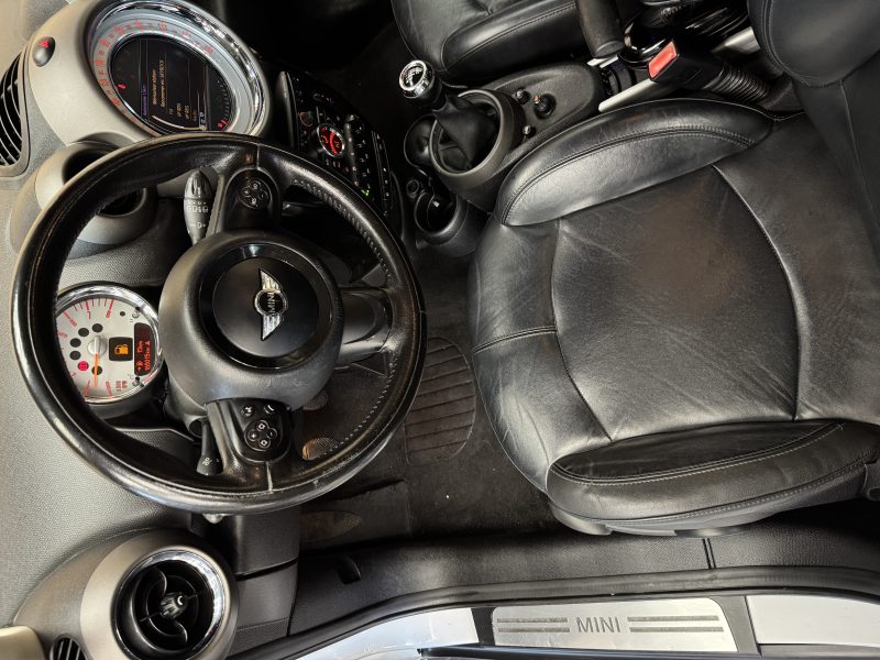 MINI MINI 2012