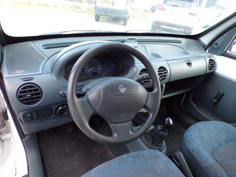 RENAULT FRNC 19D65 2001