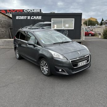 PEUGEOT 5008 1.6 156ch PREMIUM  2014