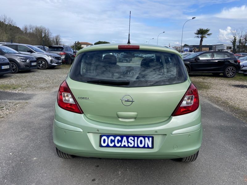 OPEL CORSA 1.4 100CV COSMO