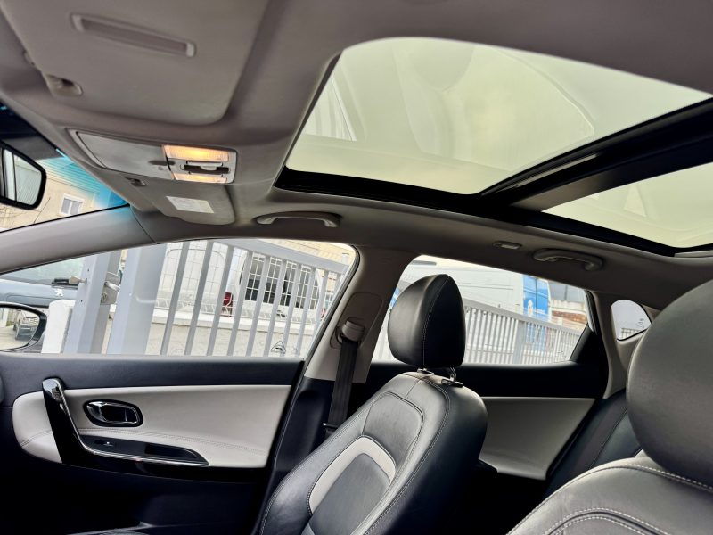 KIA CEE-D 1.6 GDi 135cv Premium