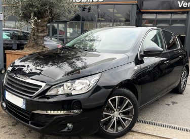 PEUGEOT 308 II STYLE 1.2 110 S&S PREMIERE MAIN ECRAN TACTILE 56 400 Kms CRIT AIR 1 - GARANTIE 1 AN