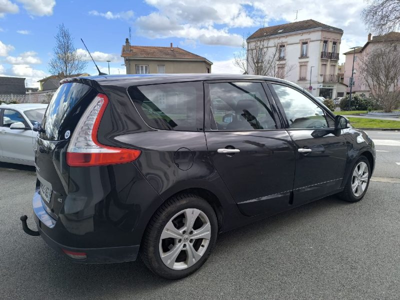 RENAULT MEGANE GRAND SCENIC III