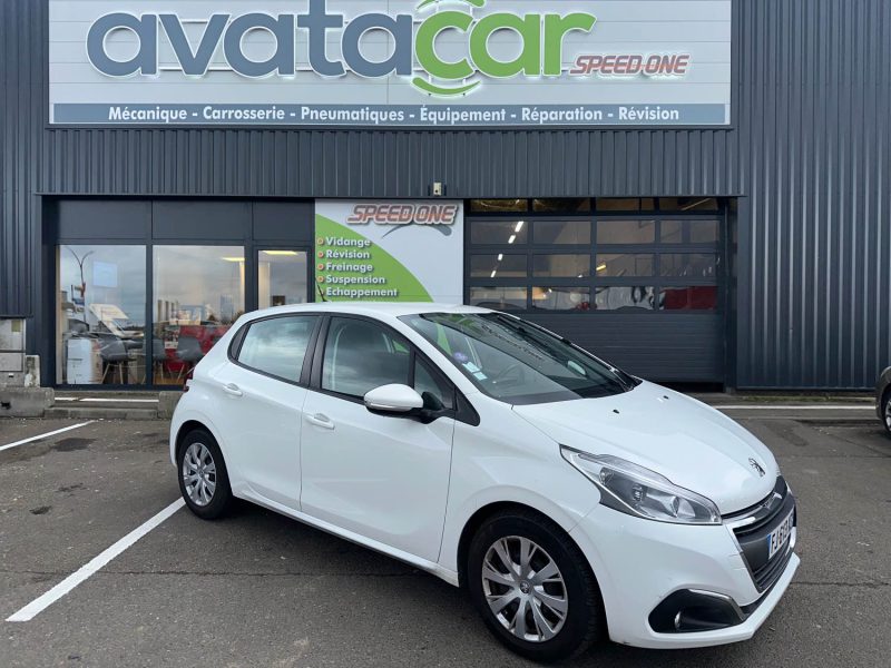 PEUGEOT 208 2019