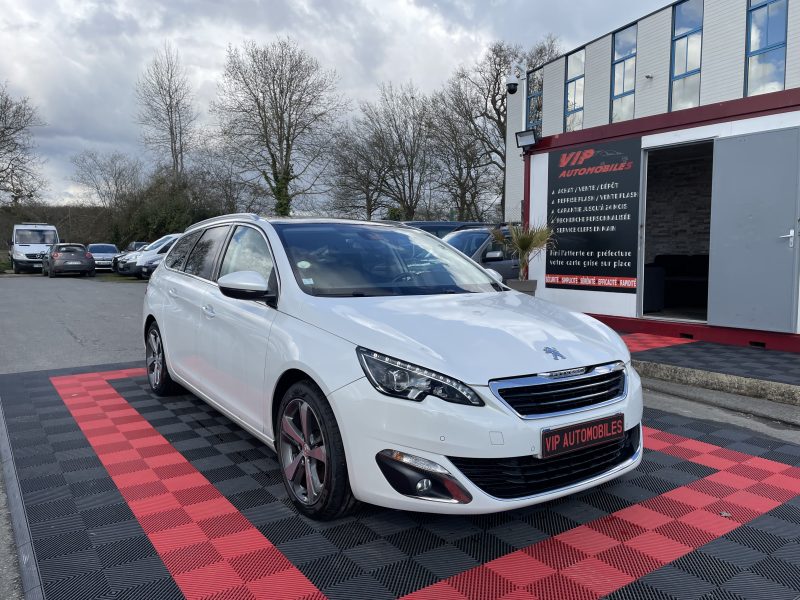 PEUGEOT 308 2015