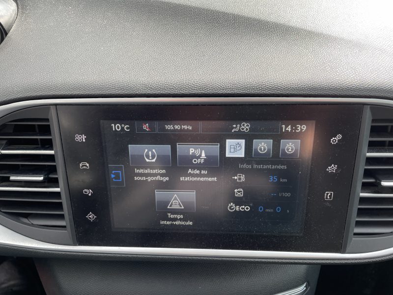 PEUGEOT 308 2015