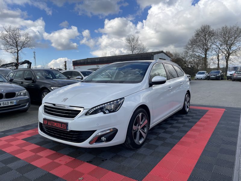 PEUGEOT 308 2015