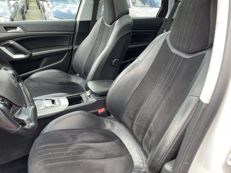 PEUGEOT 308 2015