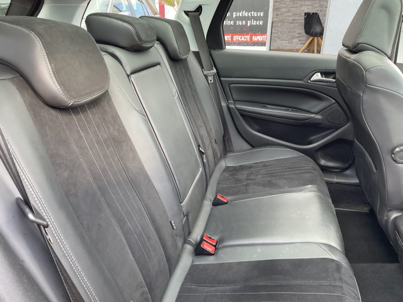 PEUGEOT 308 2015