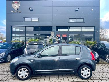DACIA SANDERO 1.5 85 CH ECO2 LAUREAT
