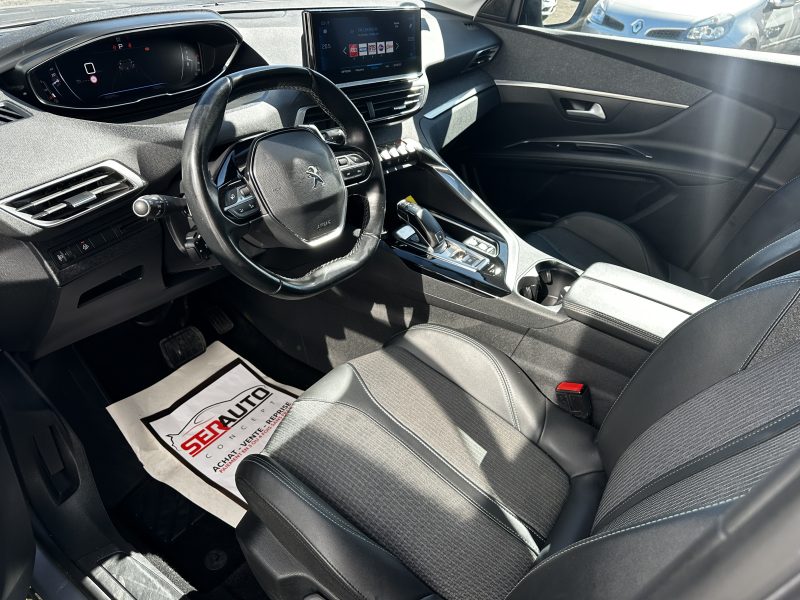 PEUGEOT 3008 2021