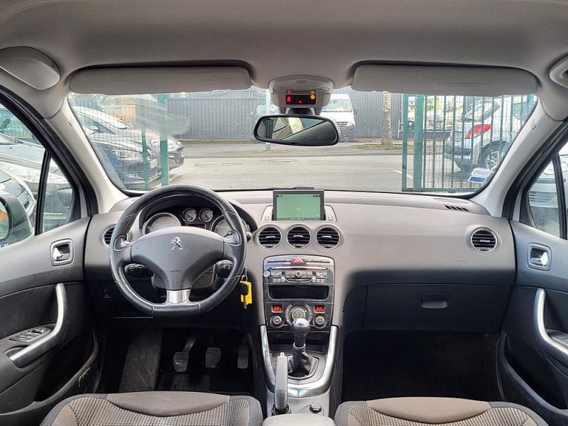 PEUGEOT 308 2013