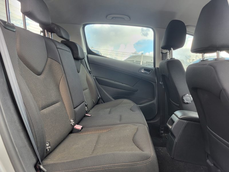 PEUGEOT 308 2013