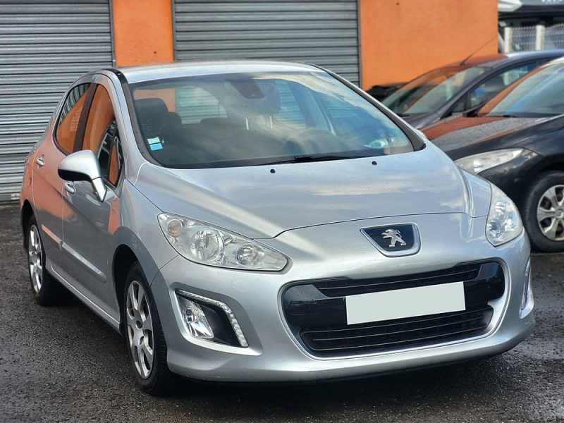 PEUGEOT 308 2013
