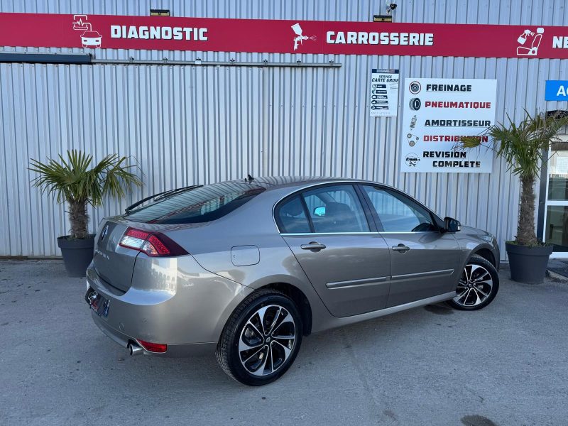 RENAULT LAGUNA
