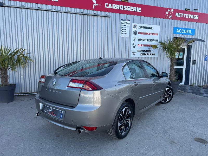 RENAULT LAGUNA
