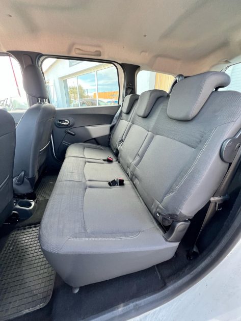 DACIA  LODGY  2013 1.5Dci 90 cv Laureate / Distribution Ok / Révisée 