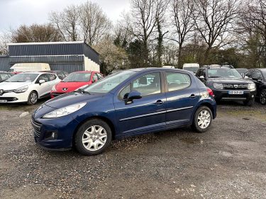 PEUGEOT 207 2010