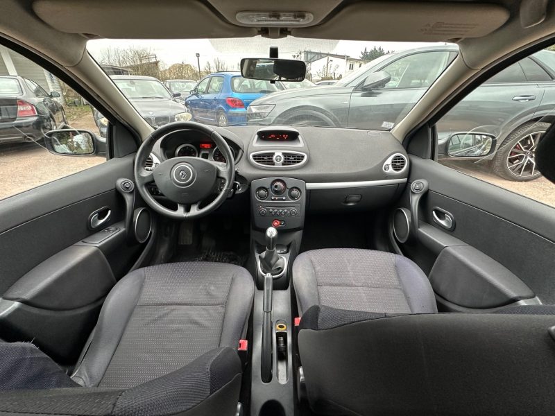 RENAULT CLIO 2008