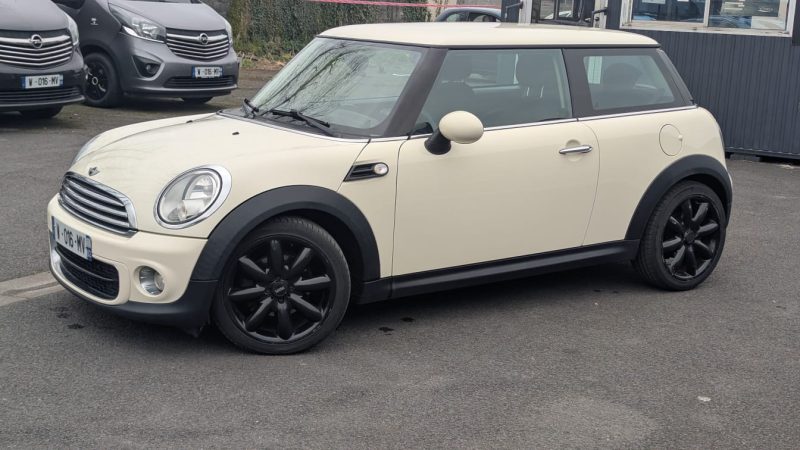 MINI  ONE D 2012