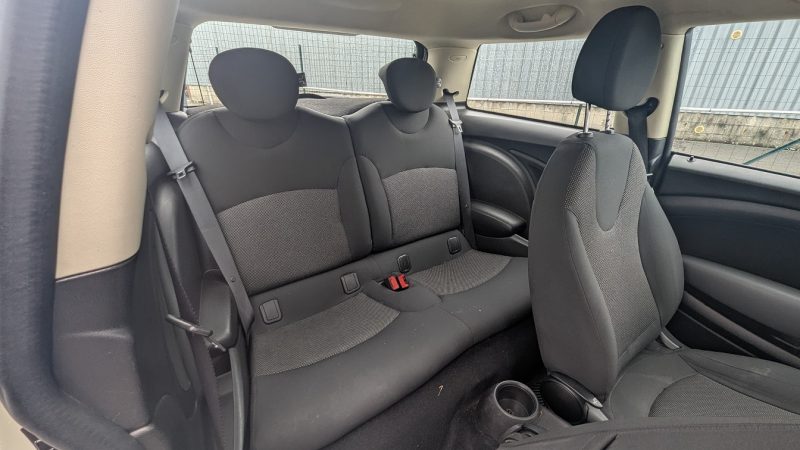 MINI  ONE D 2012