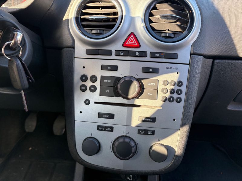 OPEL CORSA 2011