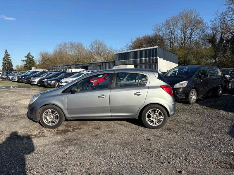 OPEL CORSA 2011