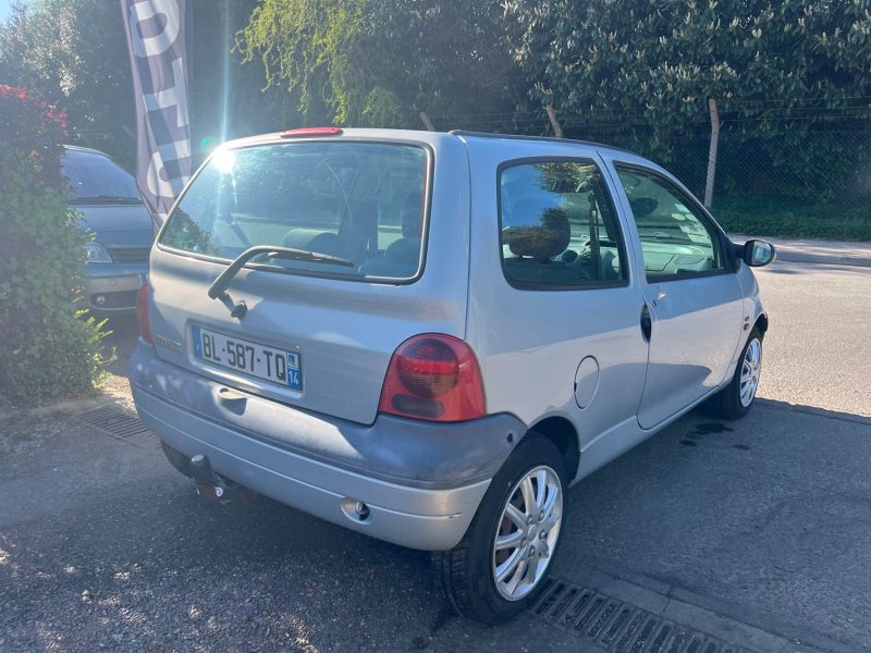 RENAULT TWINGO I 1.2i 16V 75CV