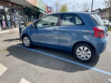 TOYOTA YARIS 1.0 essence 3 portes 