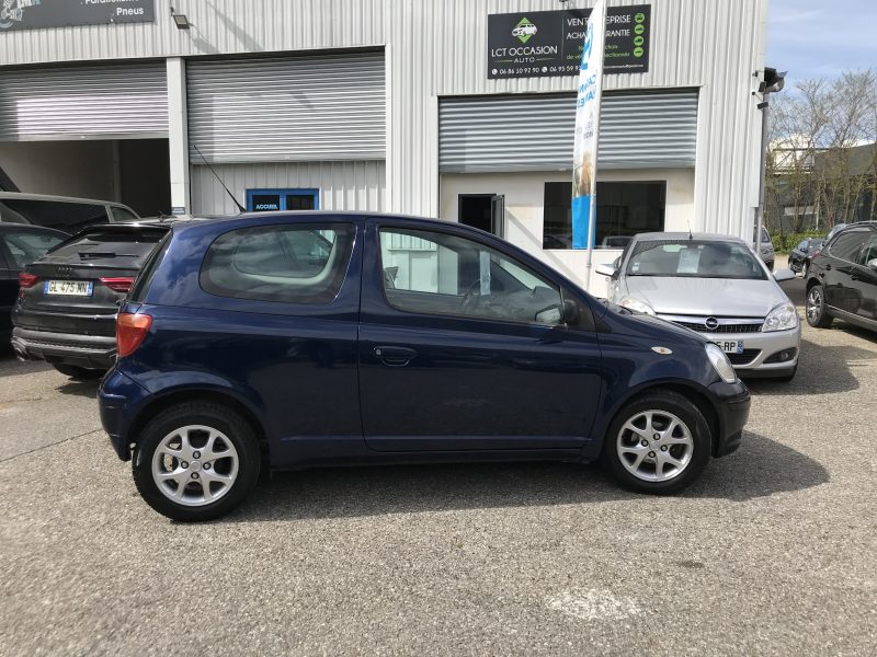 TOYOTA YARIS 1 - 1.3 VVTi 87cv 16V 3 portes - CONTROLE TECHNIQUE = OK
