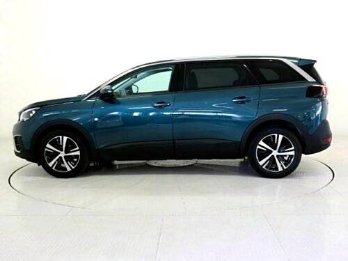 PEUGEOT 5008 1.6 HDi